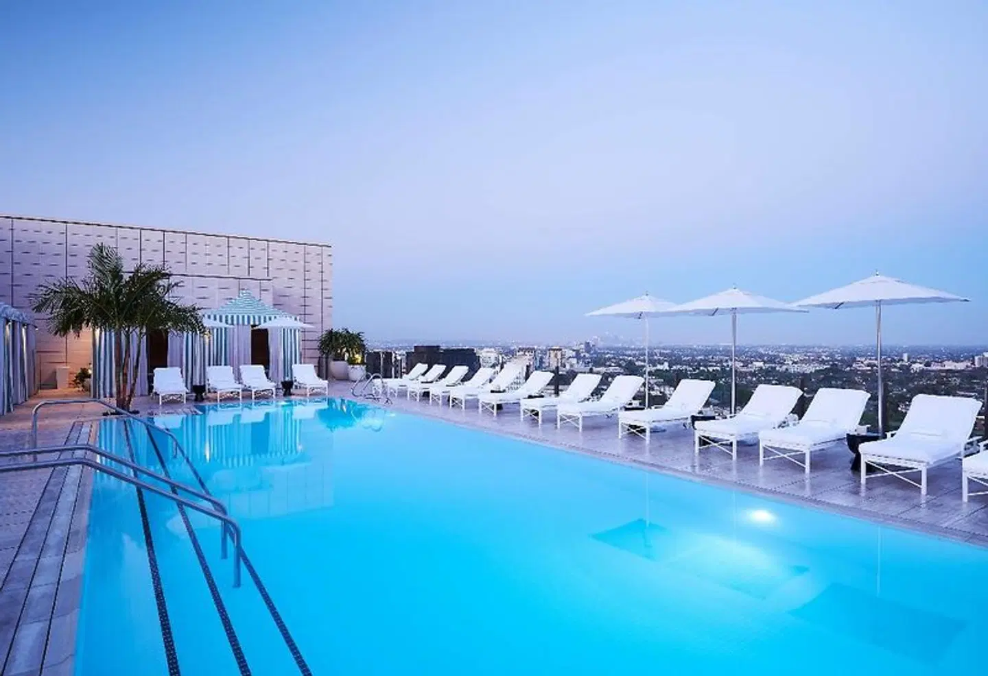 Waldorf Astoria Beverly Hills OUTDOOR_POOL