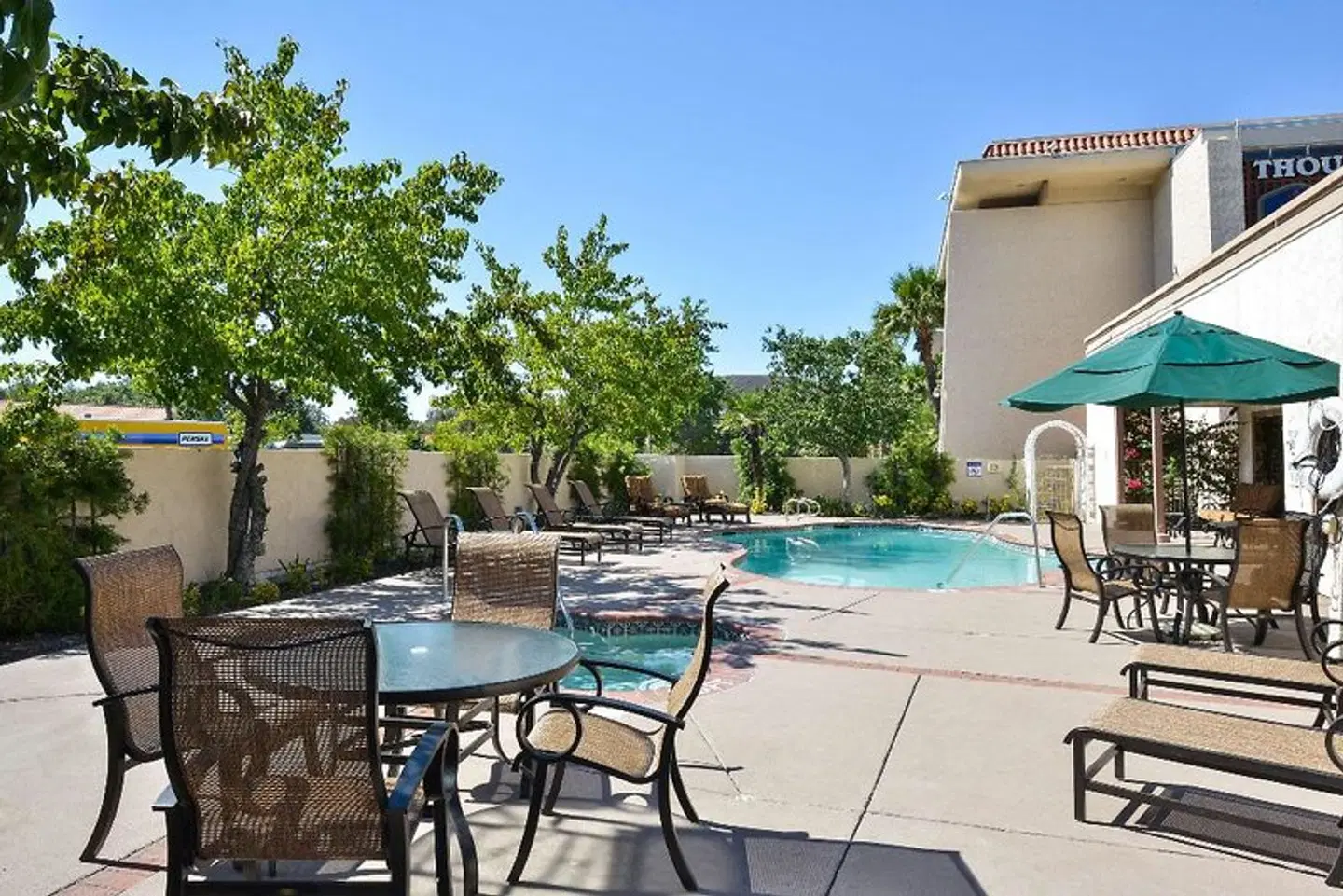 Best Western Plus Thousand Oaks Inn Terrasse
