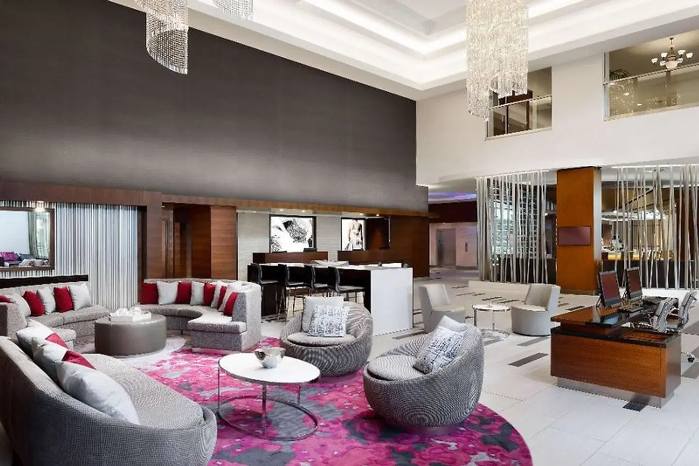 Hilton Woodland Hills/ Los Angeles Restaurant