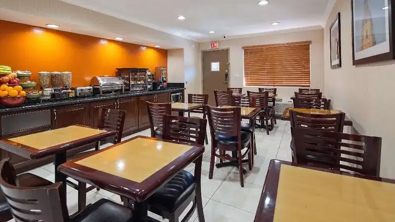 Best Western Pasadena Inn – Hotelfoto