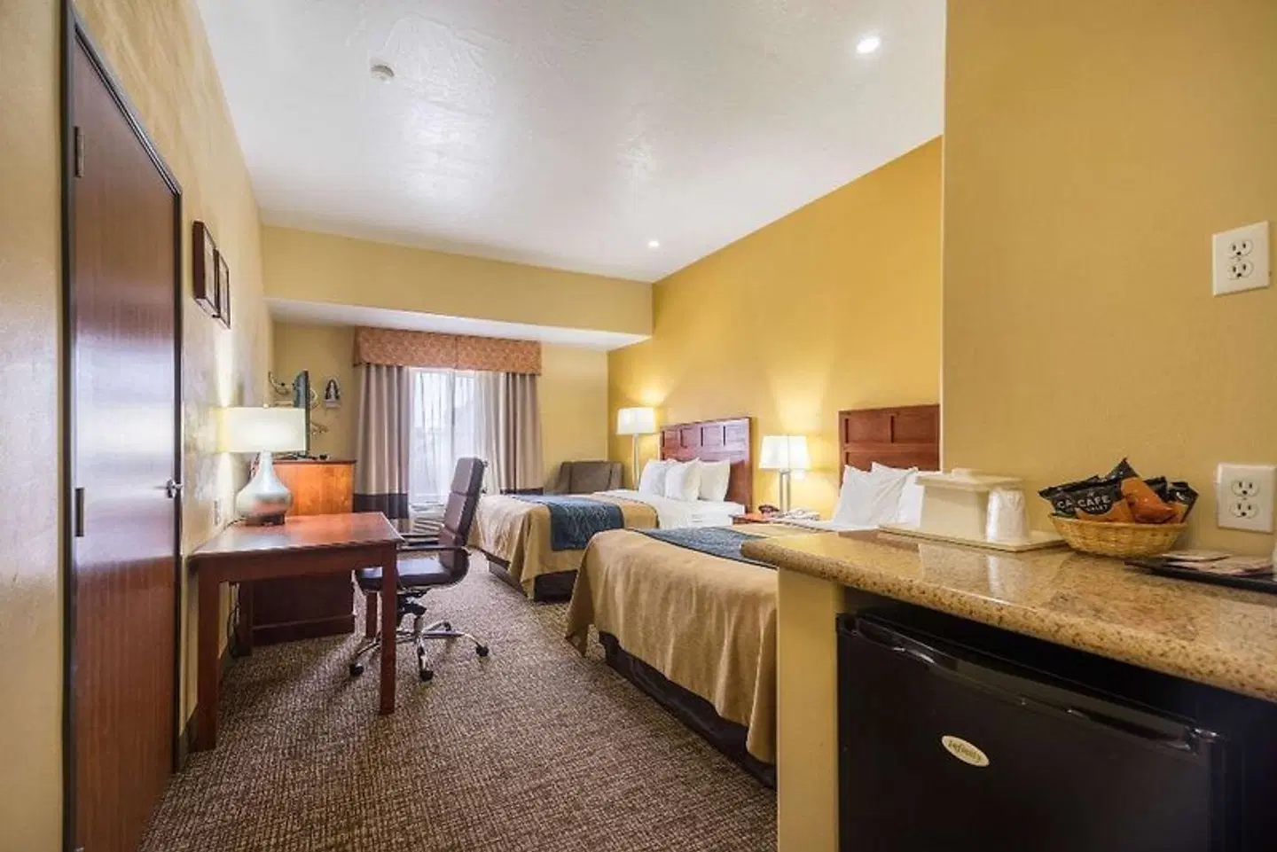 Comfort Inn and Suites Cedar City ROOM_EXAMPLE
