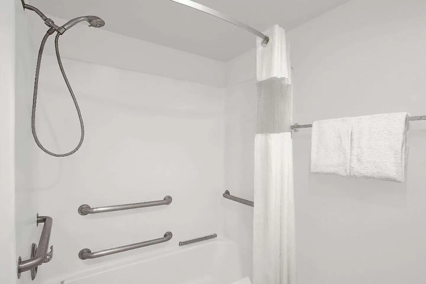 Travelodge by Wyndham Cedar City Badezimmer