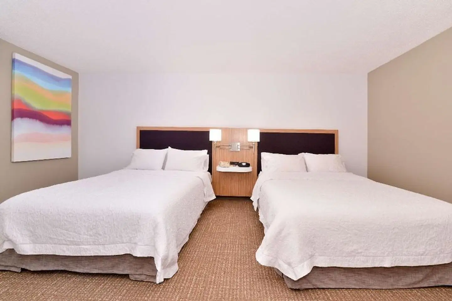 Hampton Inn & Suites Plymouth ROOM_EXAMPLE