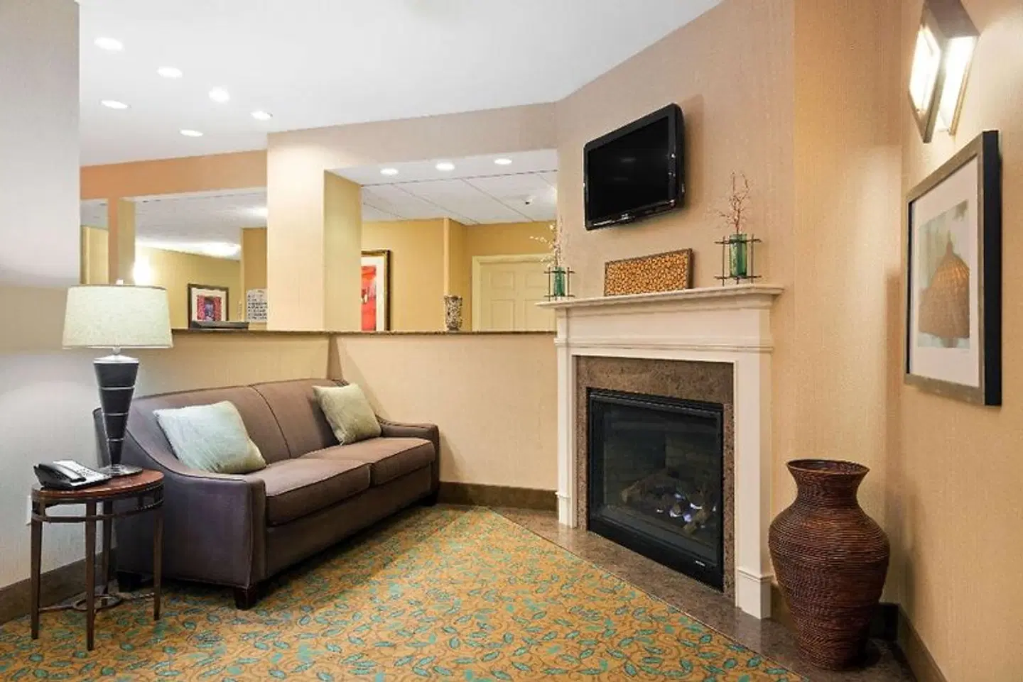 Baymont by Wyndham Denver International Airport LOUNGE_LOBBY