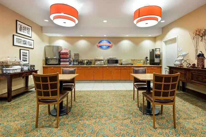 Baymont by Wyndham Denver International Airport – Hotelfoto