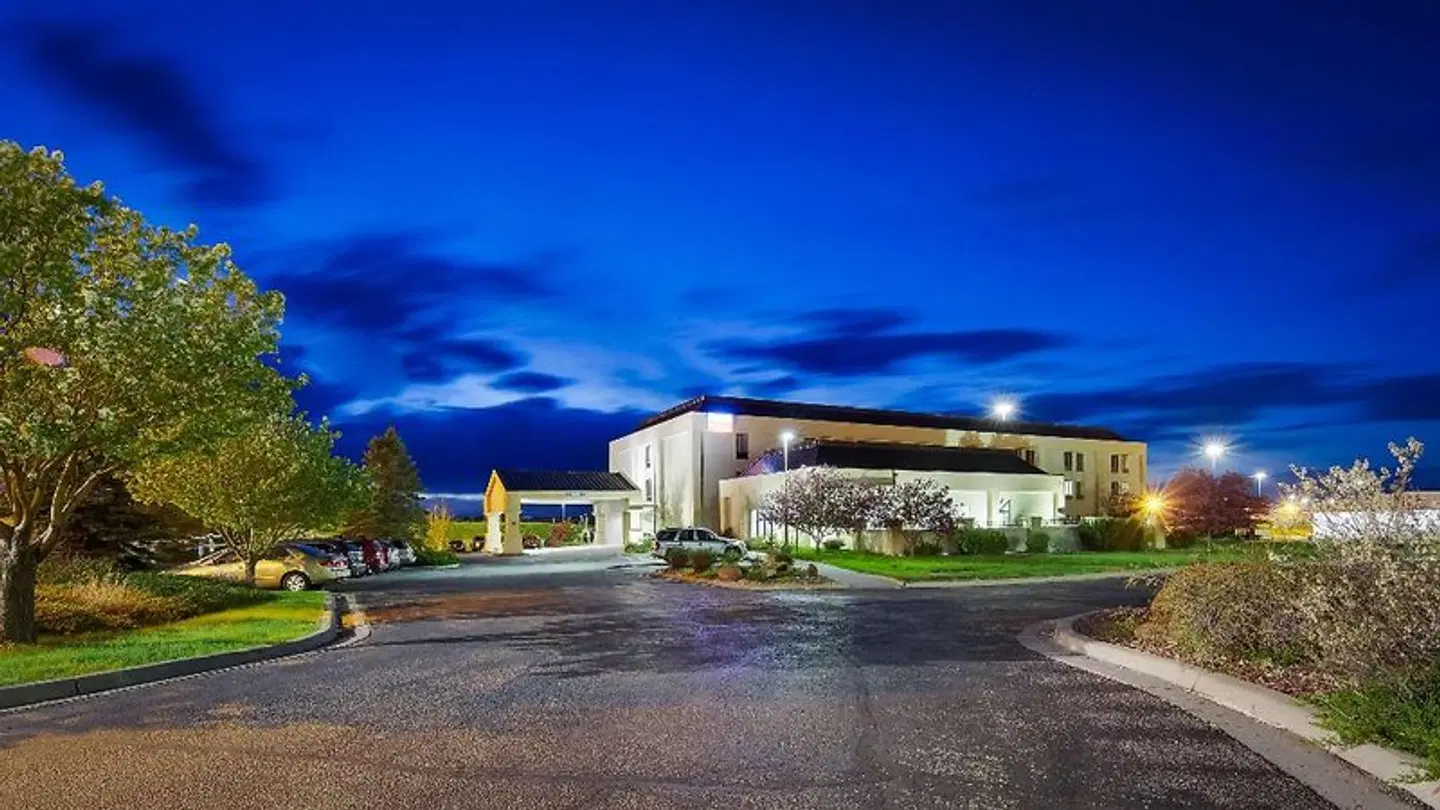 Hampton Inn Cheyenne EXTERIOR