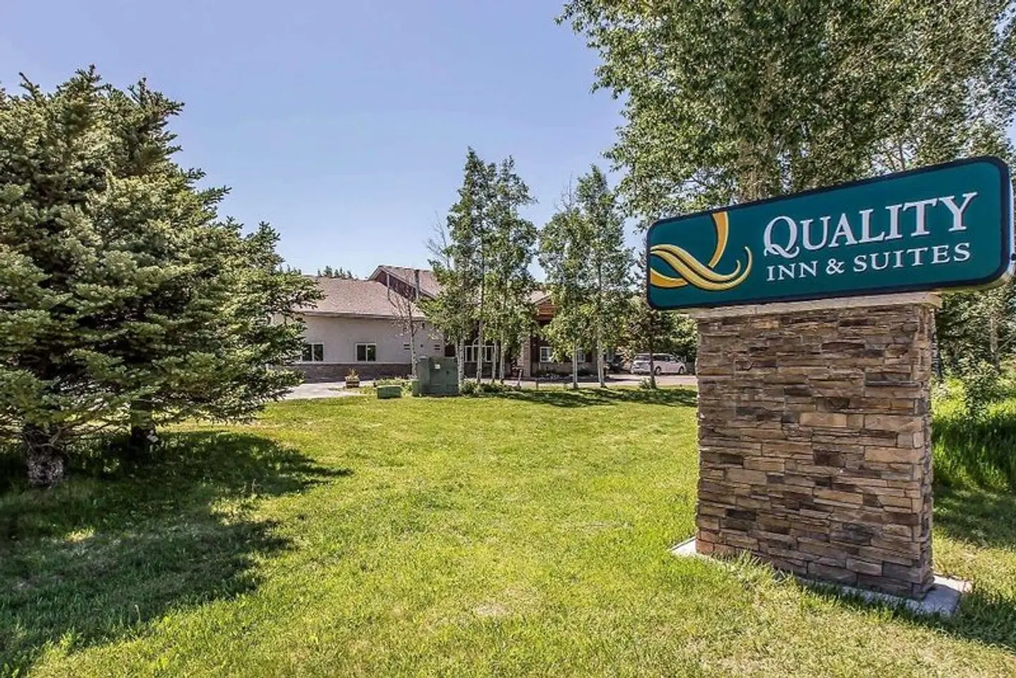 Quality Inn & Suites Steamboat Springs EXTERIOR