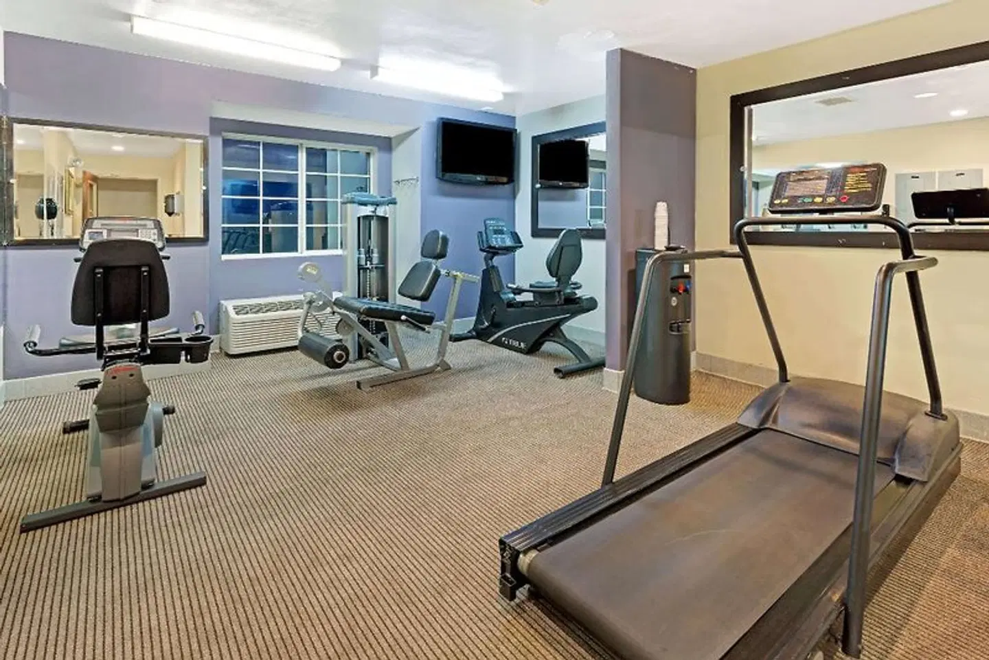 Microtel Inn & Suites by Wyndham Denver SPORTS_AND_LEISURE