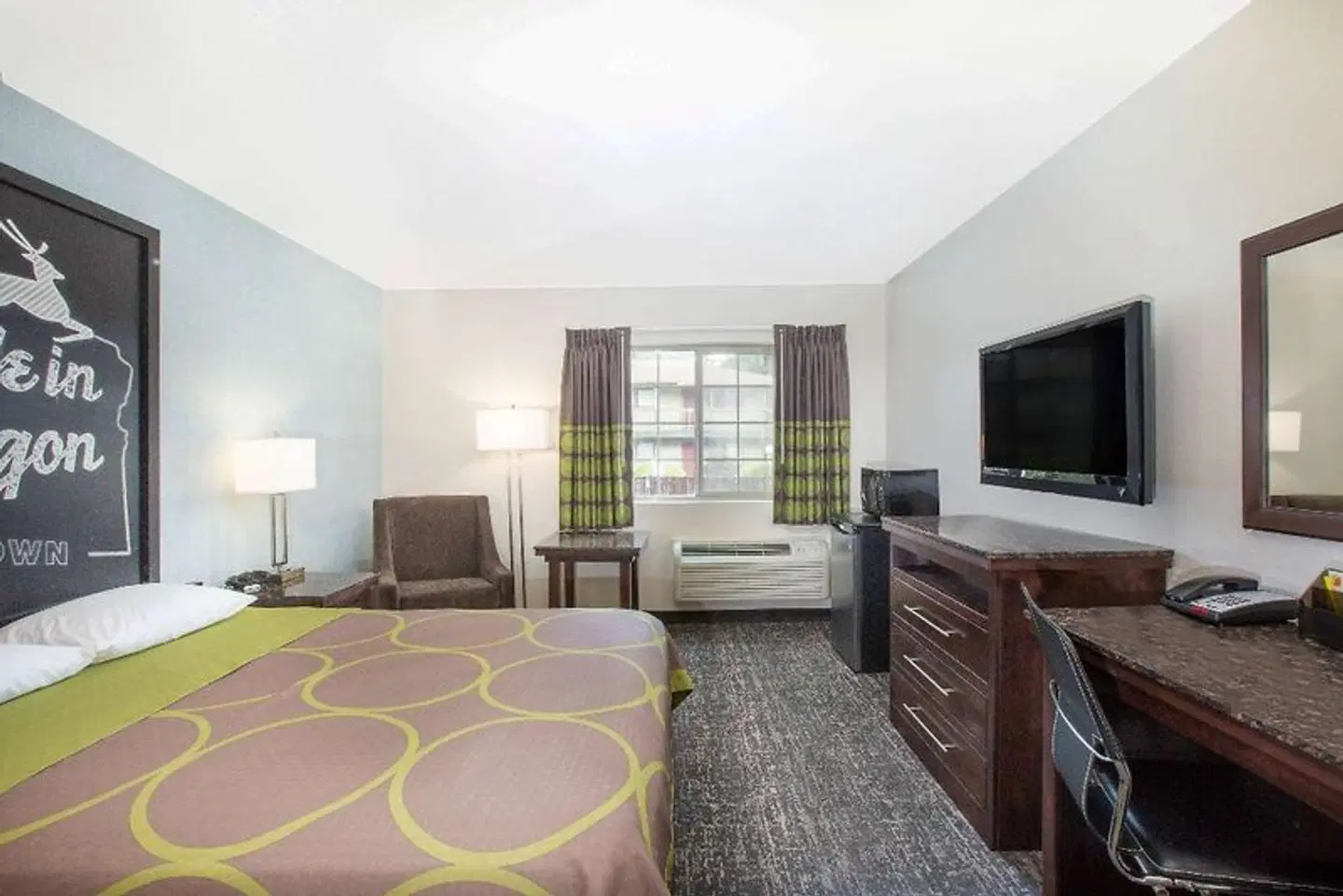 Super 8 - Springfield ROOM_EXAMPLE