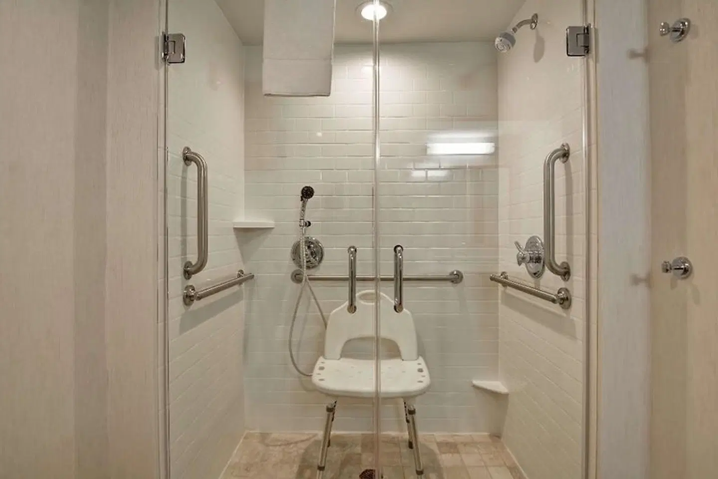 Hampton Inn Charleston North Badezimmer