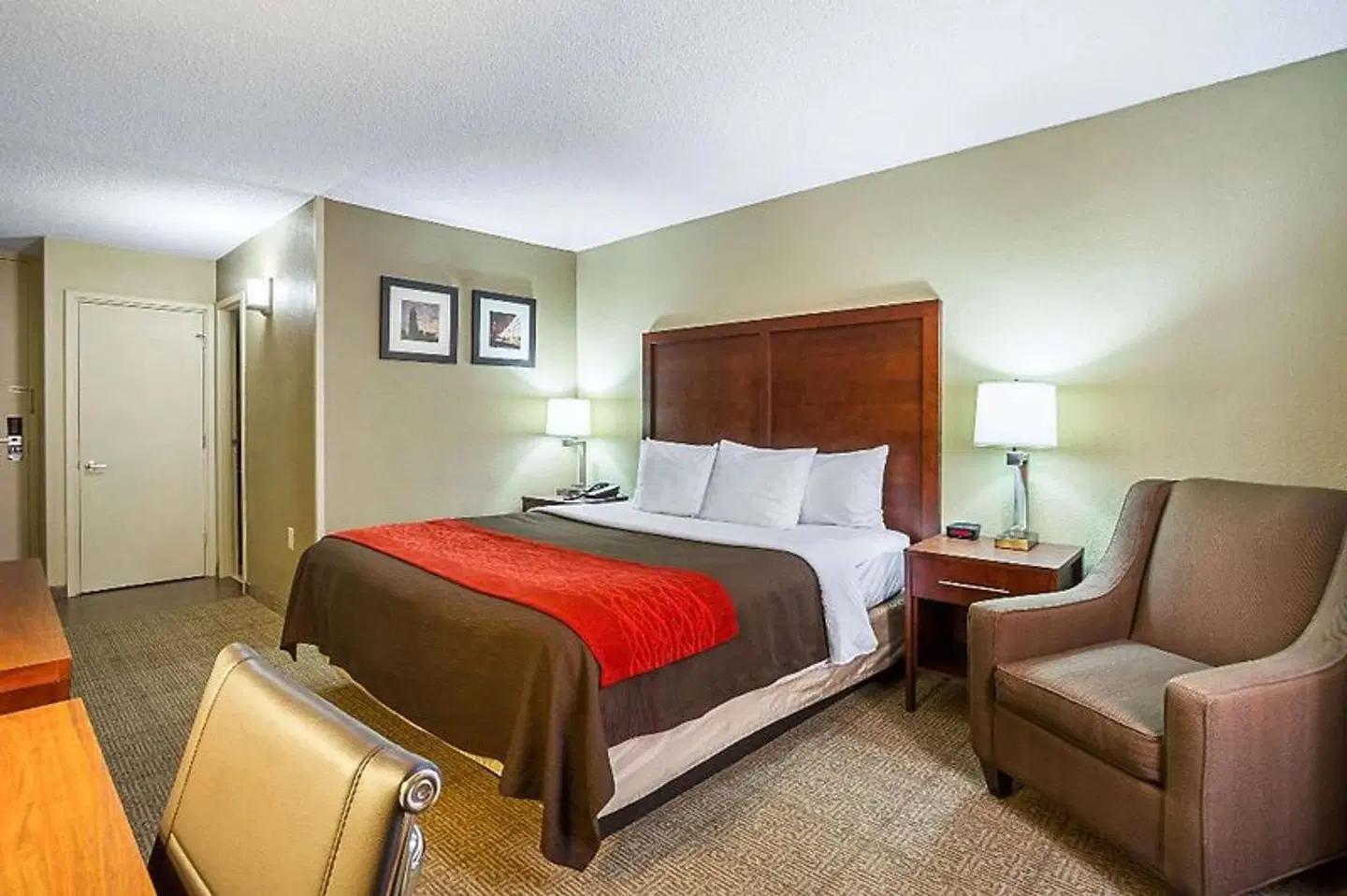 Comfort Inn Downtown Cleveland ROOM_EXAMPLE