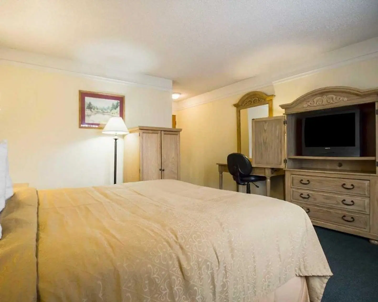 Quality Inn ROOM_EXAMPLE