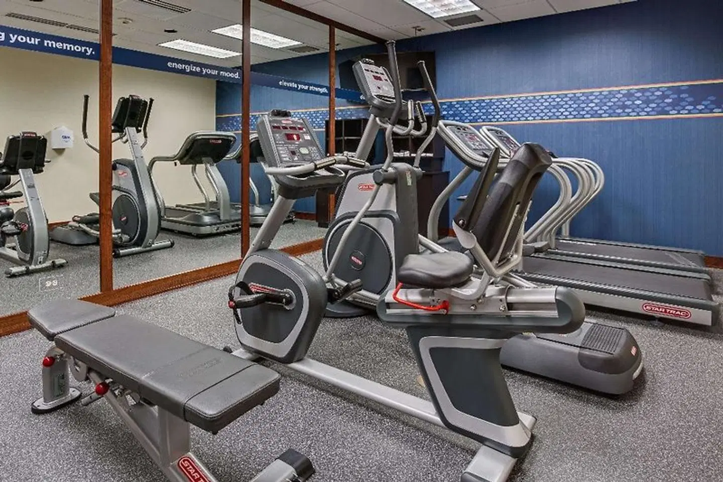 Hampton Inn Daytona Speedway-Airport SPORTS_AND_LEISURE