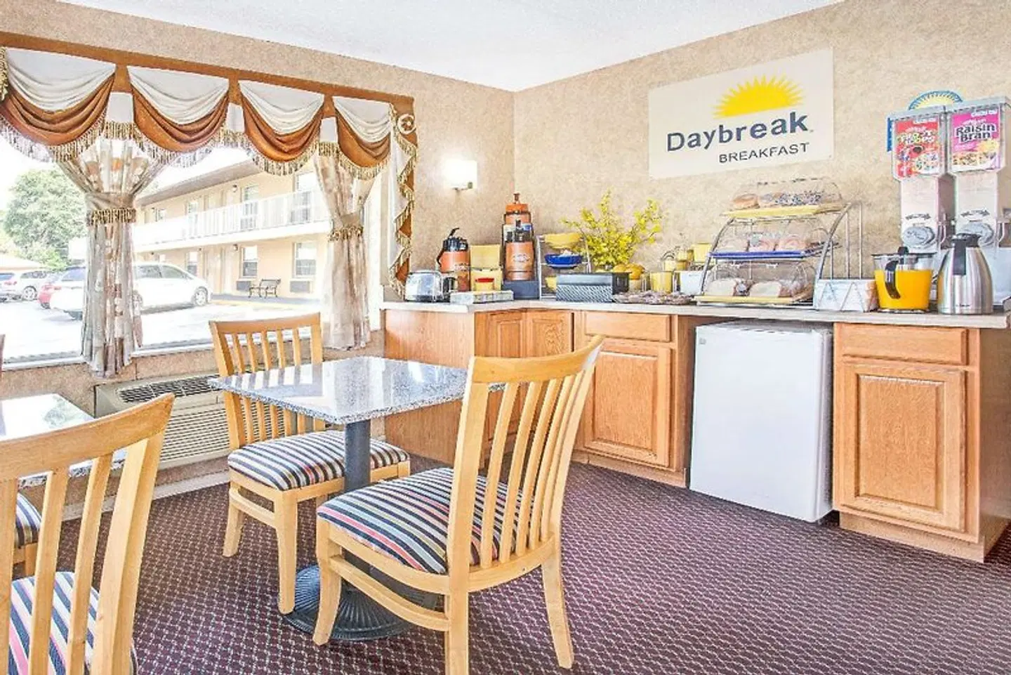 Days Inn by Wyndham Orange City/Deland LOUNGE_LOBBY