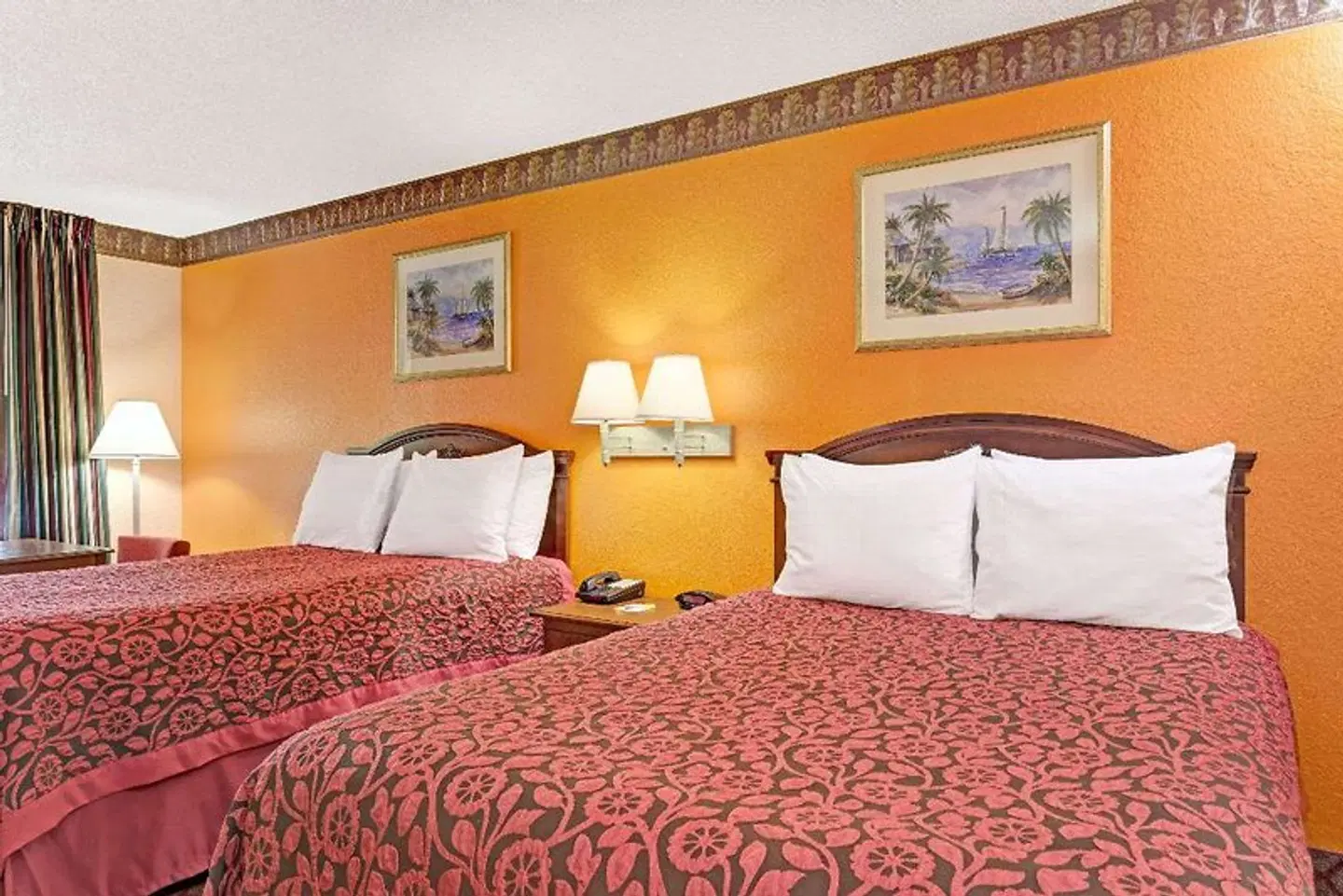 Days Inn by Wyndham Daytona Beach Downtown ROOM_EXAMPLE