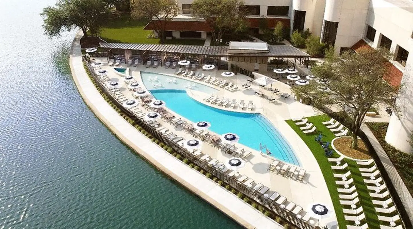 Omni Mandalay at Las Colinas OUTDOOR_POOL