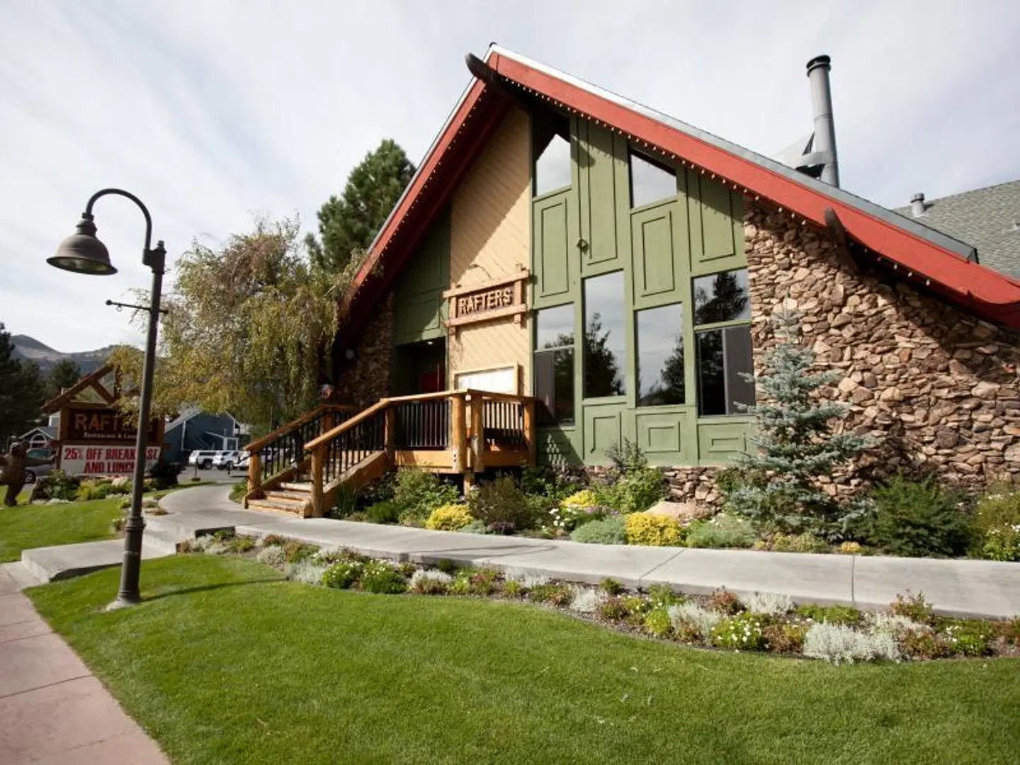 The Sierra Nevada Resort & Spa EXTERIOR