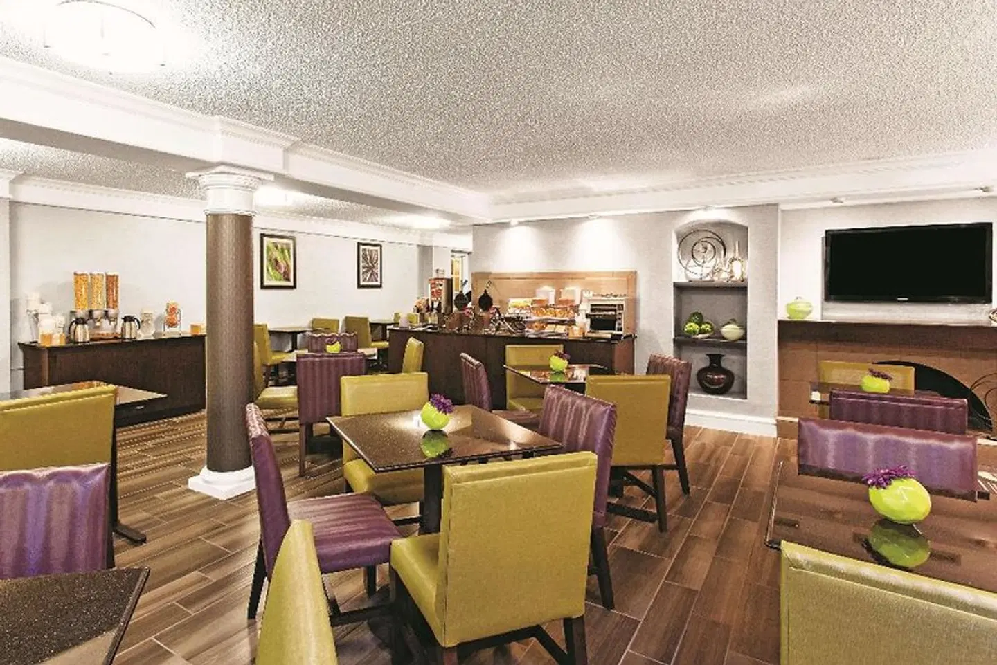 La Quinta Inn Fresno Yosemite Restaurant