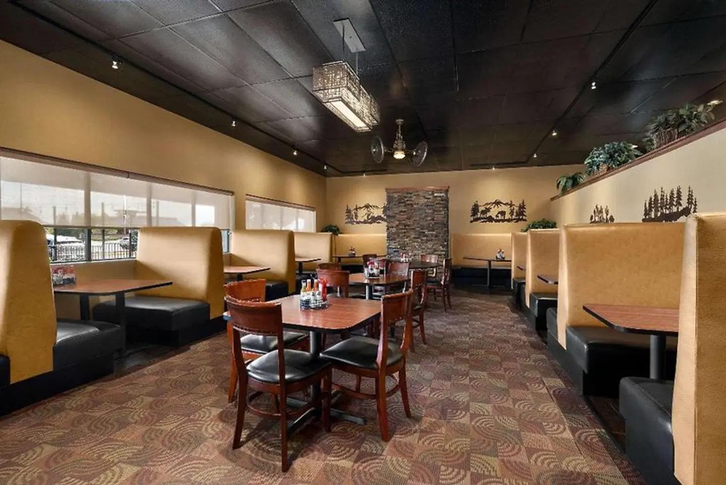 Days Hotel by Wyndham Flagstaff Restaurant