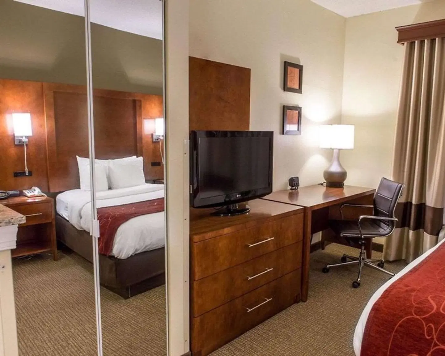 Comfort Suites Newark ROOM_EXAMPLE
