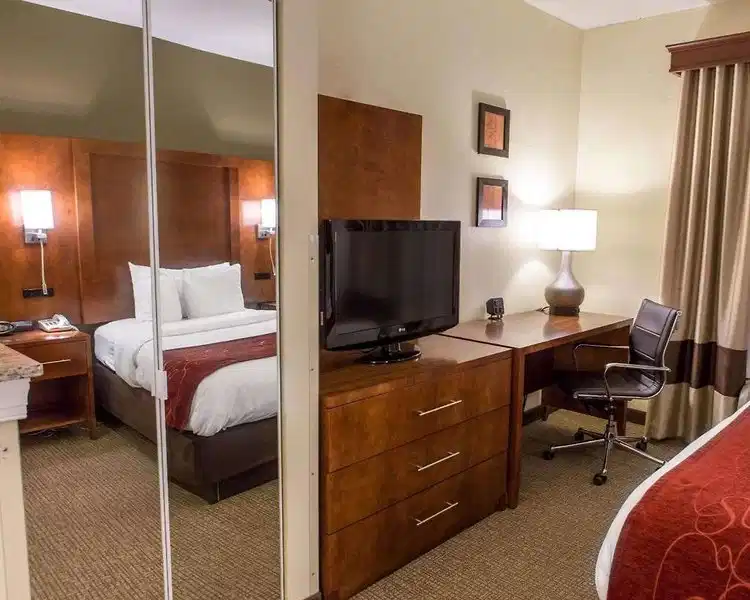 Comfort Suites Newark – Hotelfoto