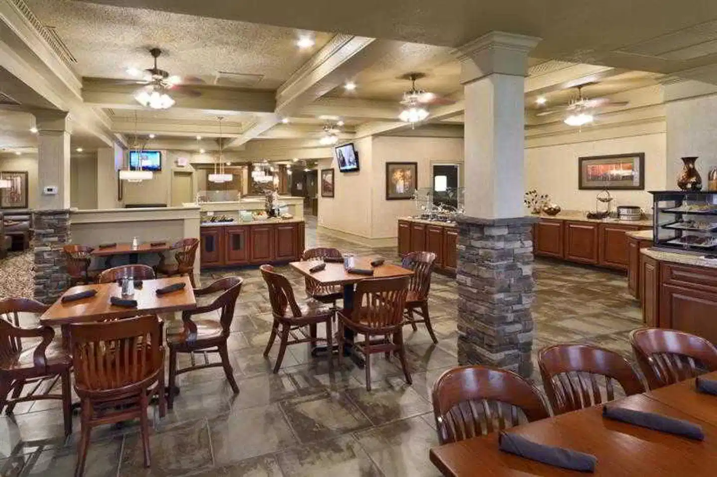 Best Western Plus Ramkota Hotel Restaurant