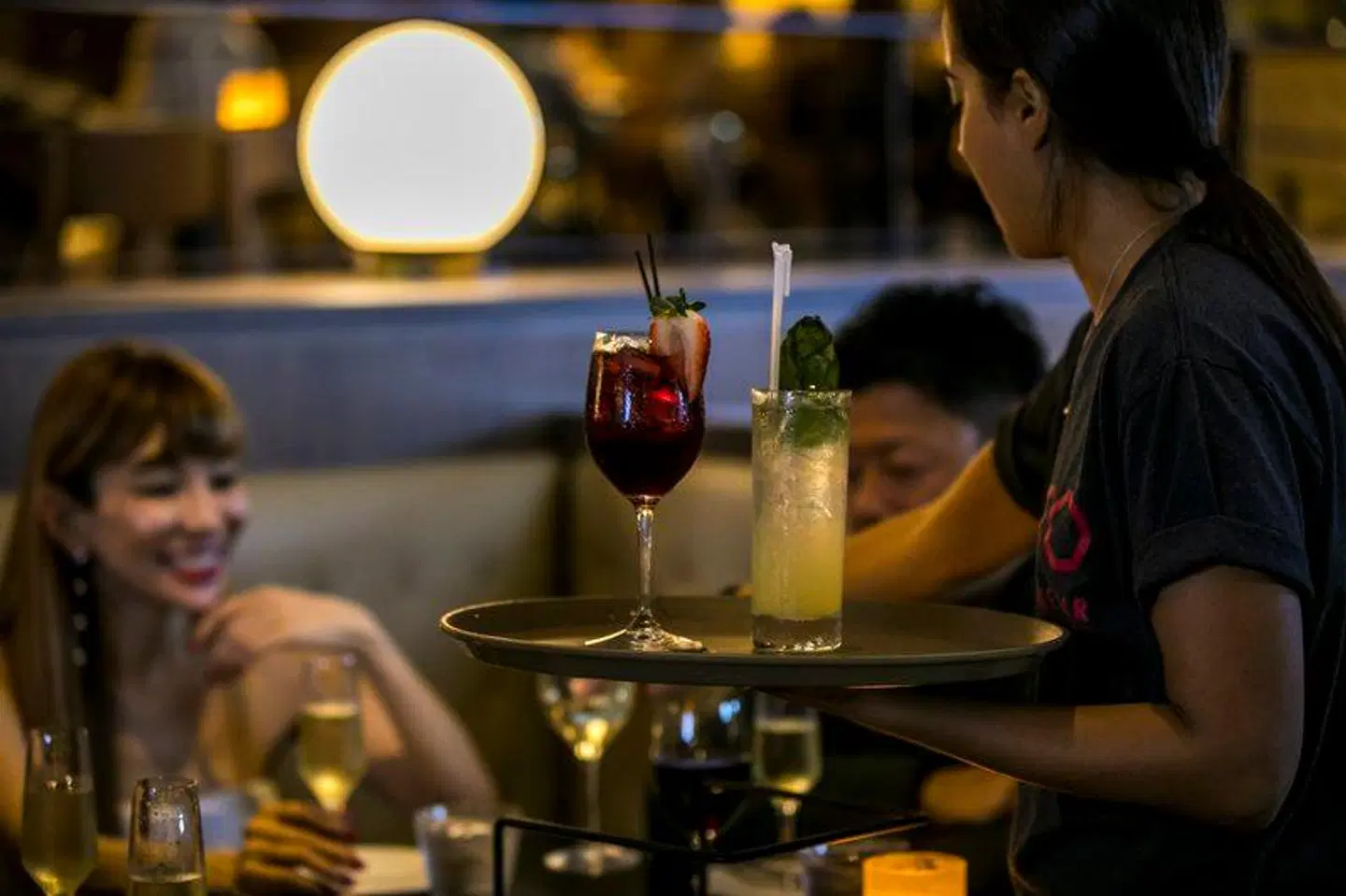 OHANA Waikiki East Bar