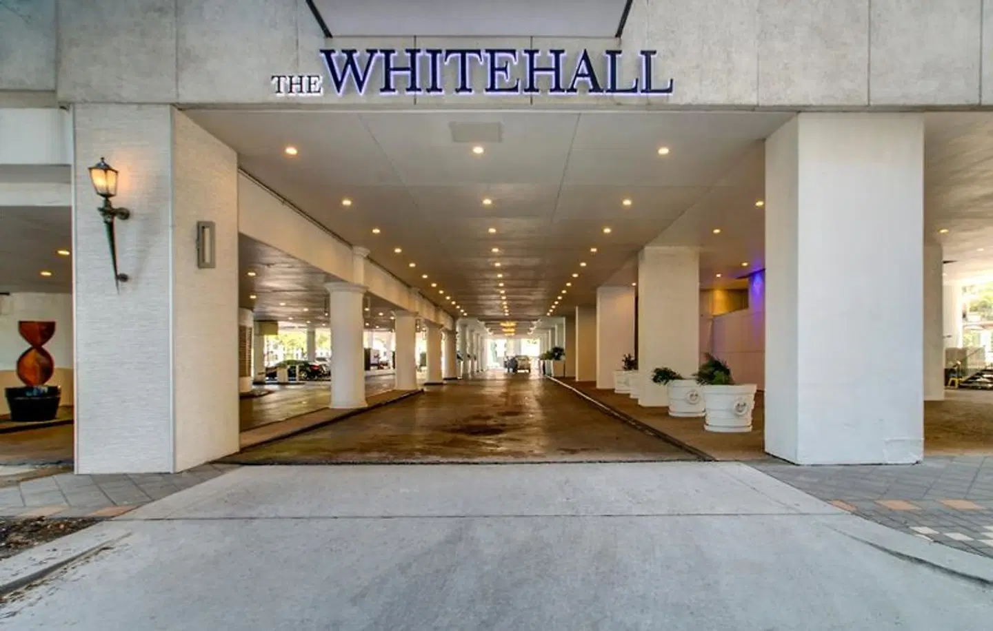 The Whitehall Houston LOUNGE_LOBBY