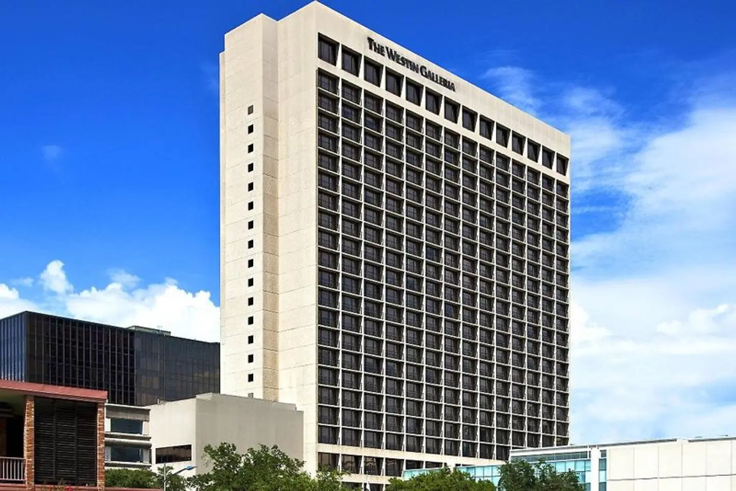The Westin Galleria Houston EXTERIOR
