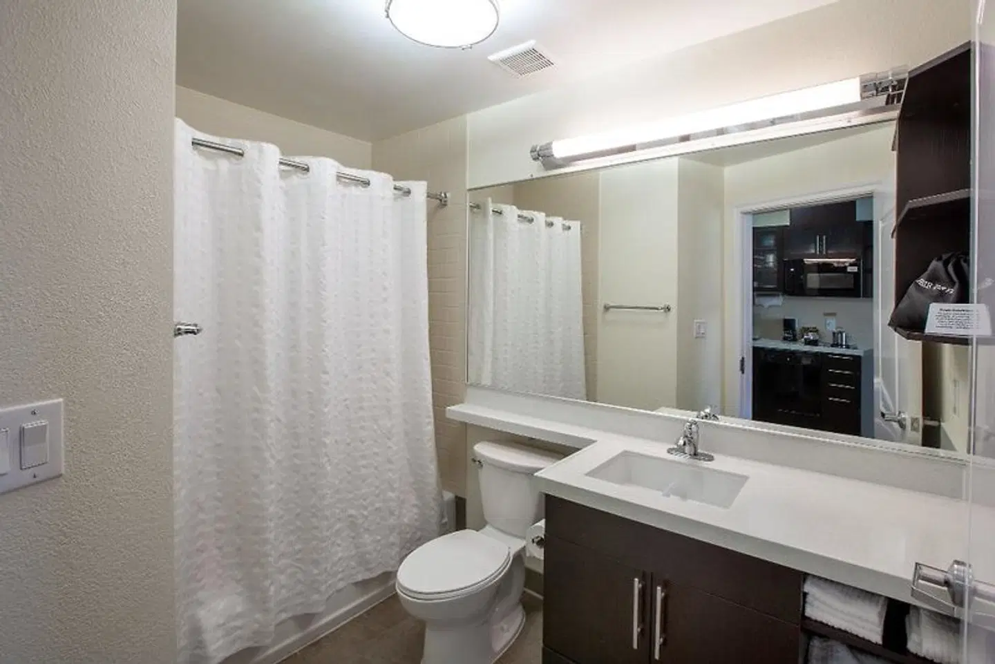 Hilton Garden Inn Houston Westbelt Badezimmer