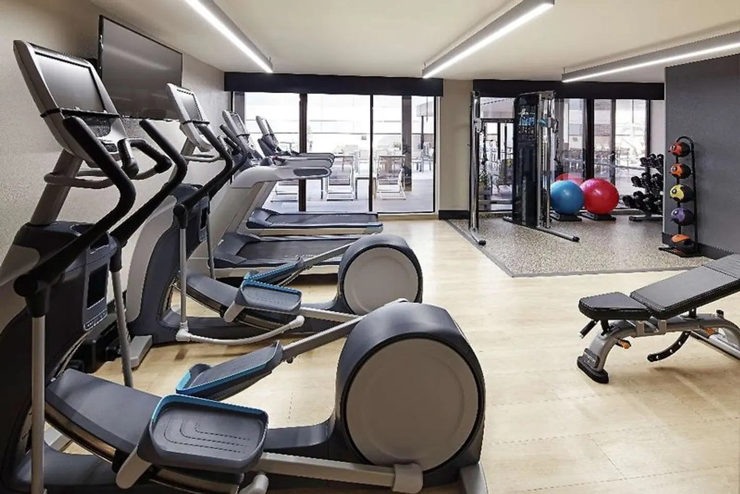 Hilton Houston Plaza/Medical Center SPORTS_AND_LEISURE