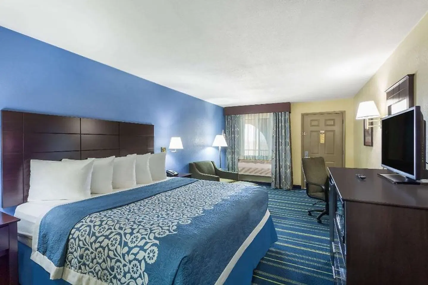 Days Inn by Wyndham Holbrook ROOM_EXAMPLE