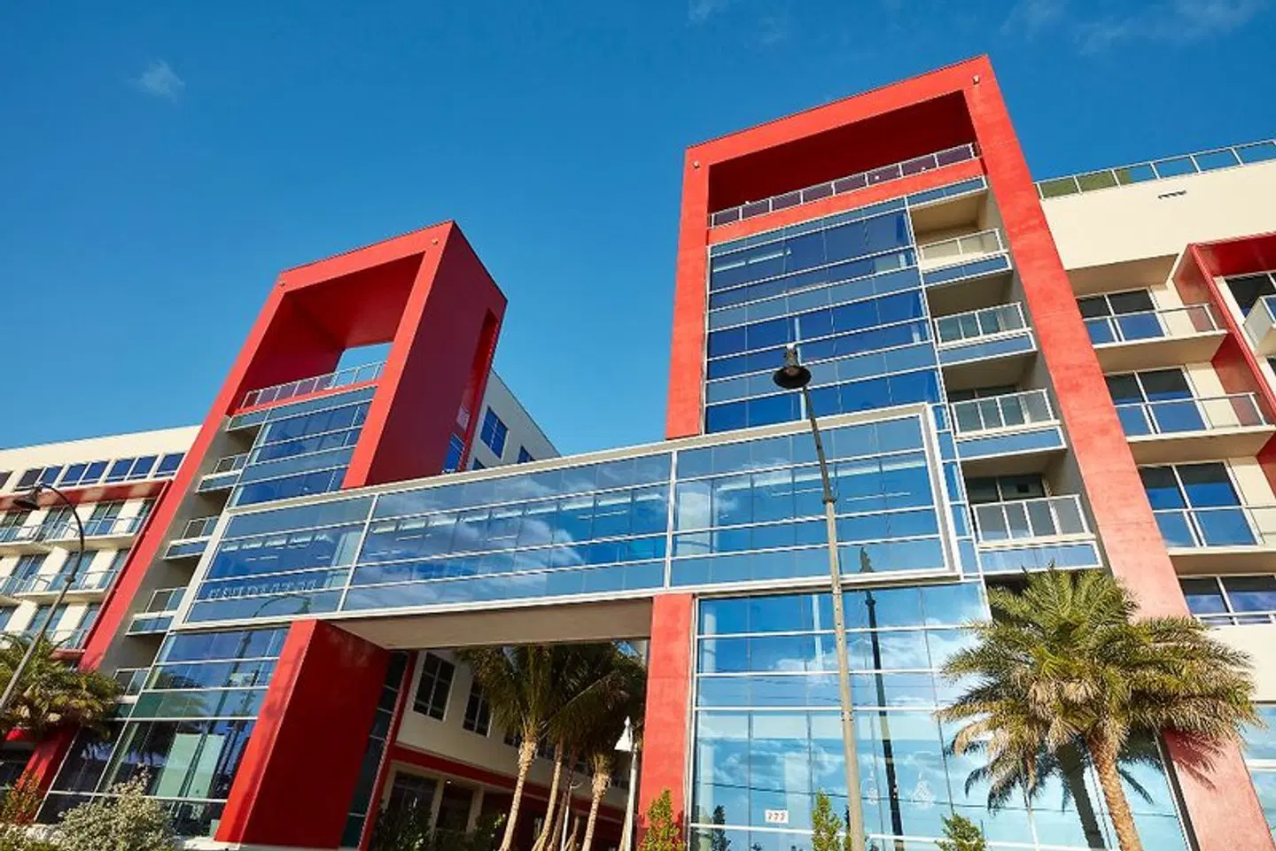 Costa Hollywood Beach Resort EXTERIOR