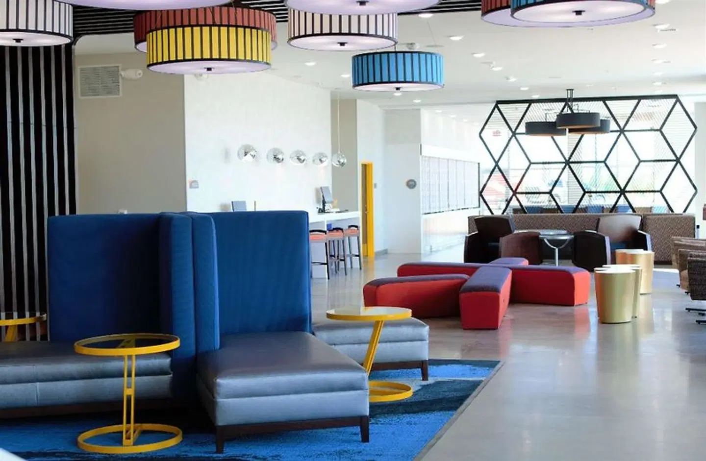 GLo Best Western Dawley Farms In Sioux Falls LOUNGE_LOBBY
