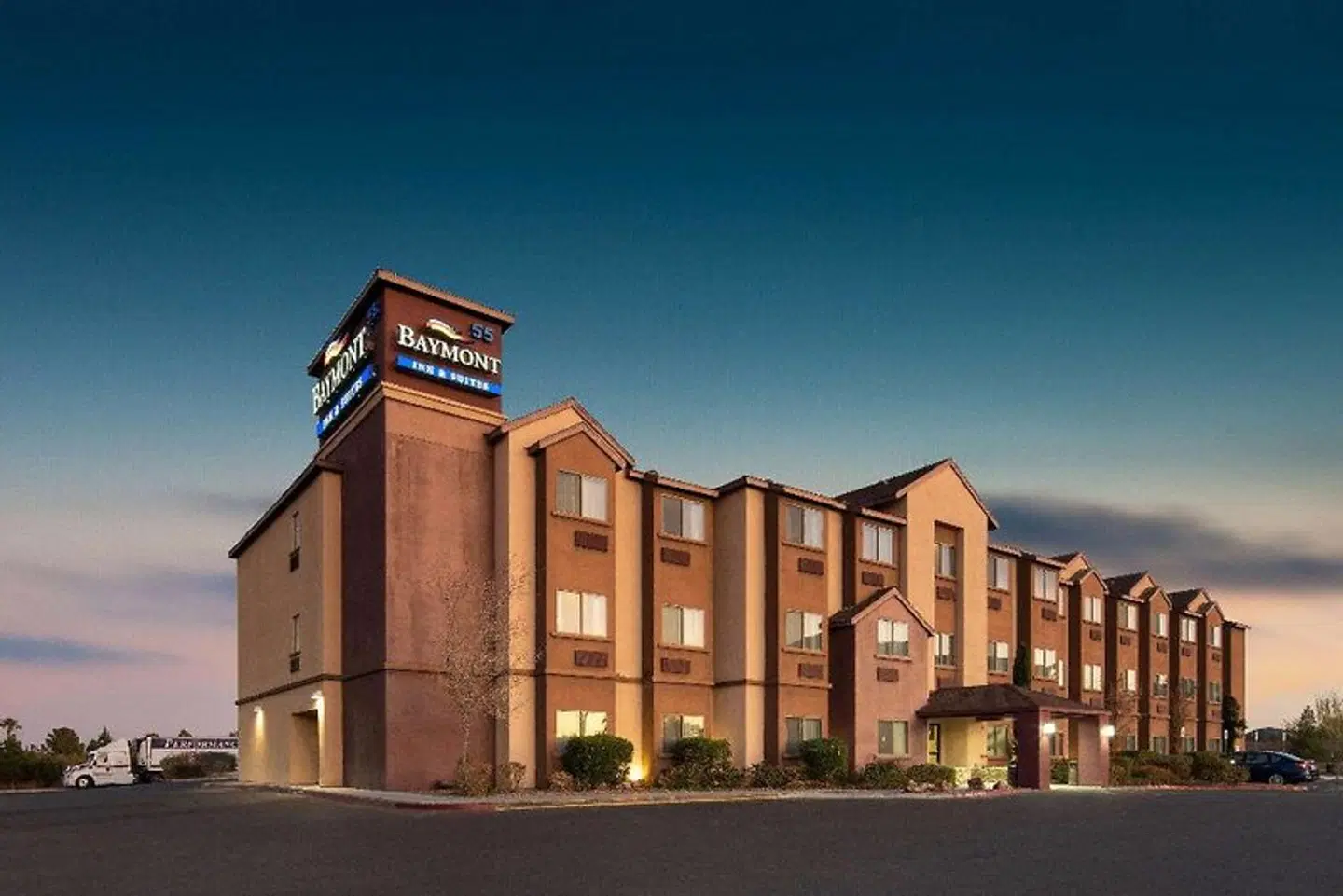 Baymont by Wyndham Las Vegas South Strip EXTERIOR