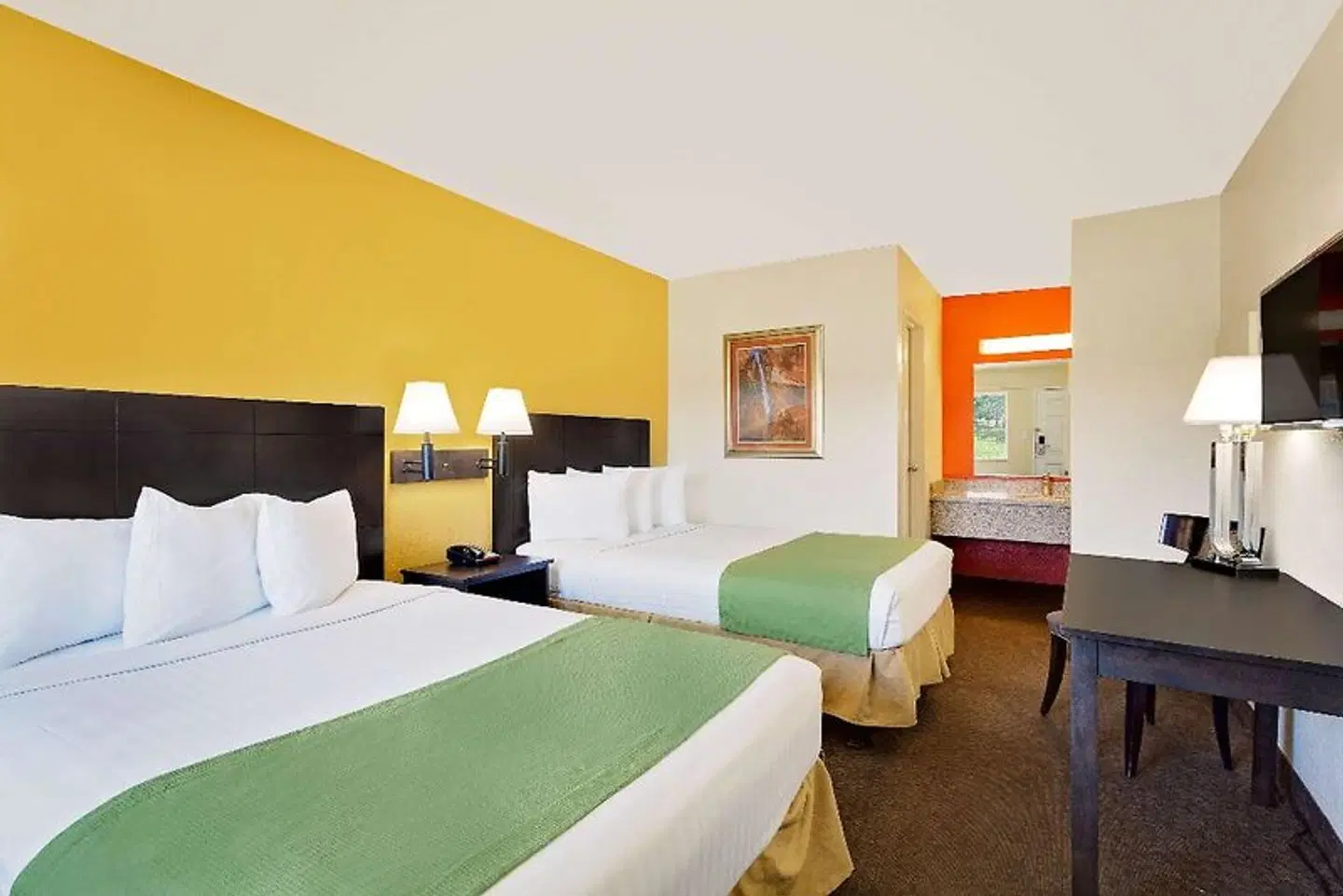 Howard Johnson Tropicana ROOM_EXAMPLE