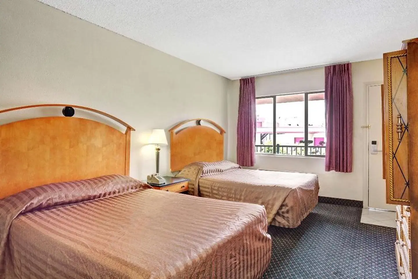 Travelodge by Wyndham Las Vegas ROOM_EXAMPLE