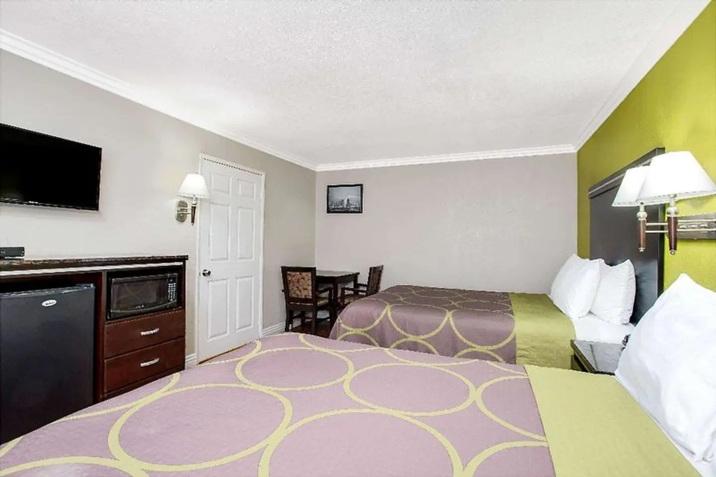 Super 8 by Wyndham Inglewood/LAX/LA Airport ROOM_EXAMPLE