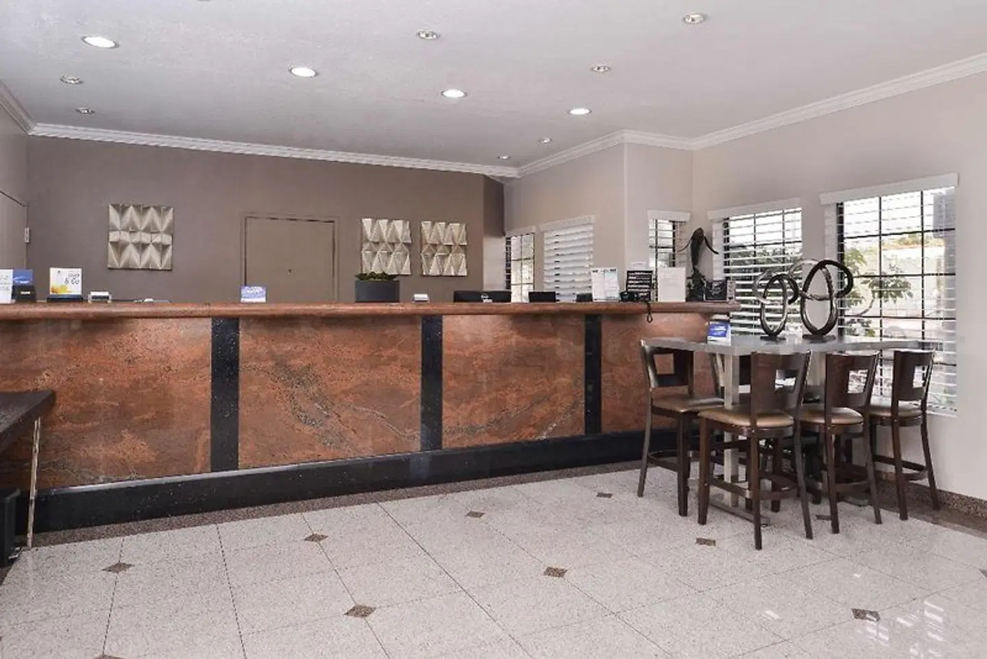 Best Western Airpark Hotel - LAX Bar