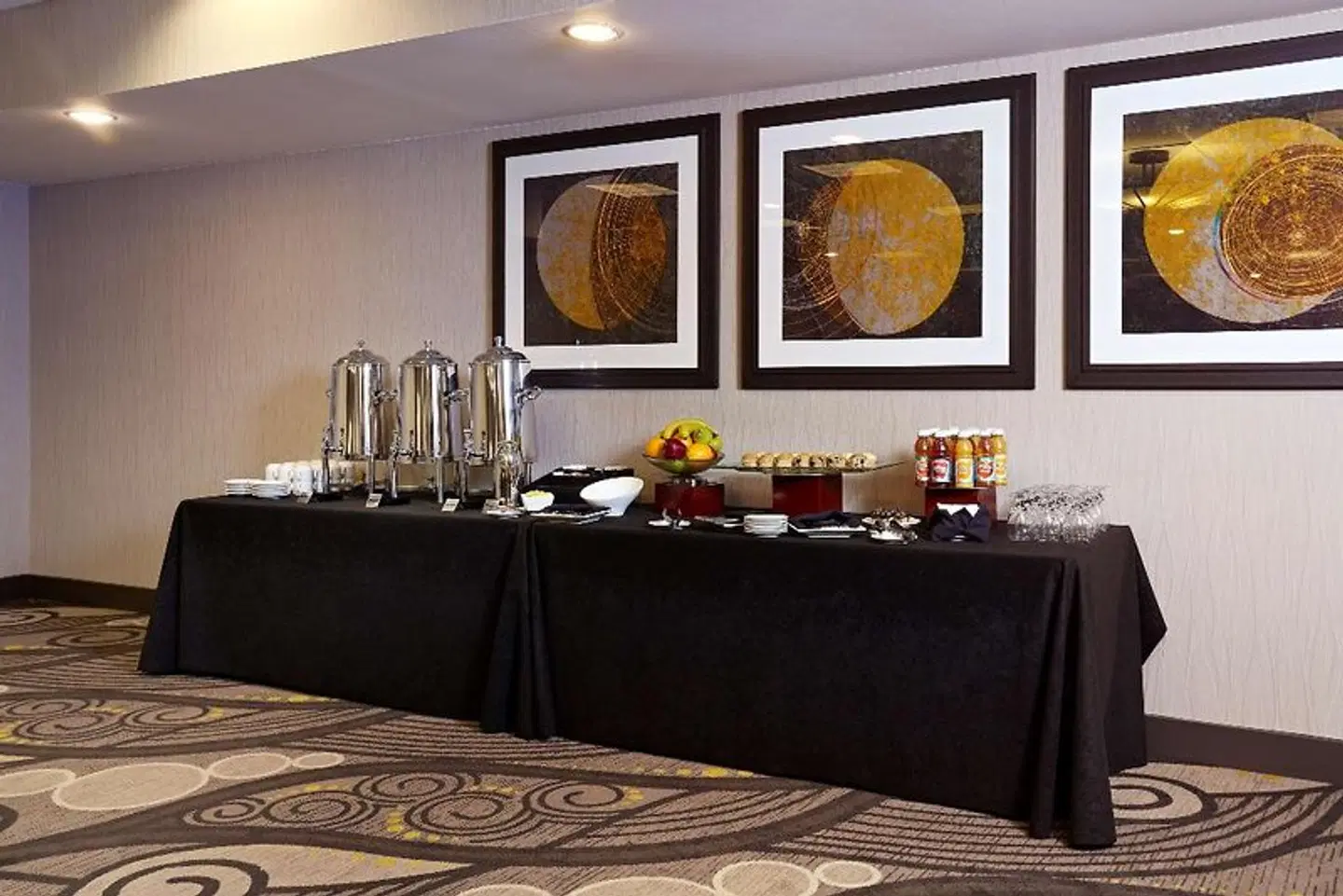 Embassy Suites by Hilton Los Angeles International Airport South ROOM_EXAMPLE