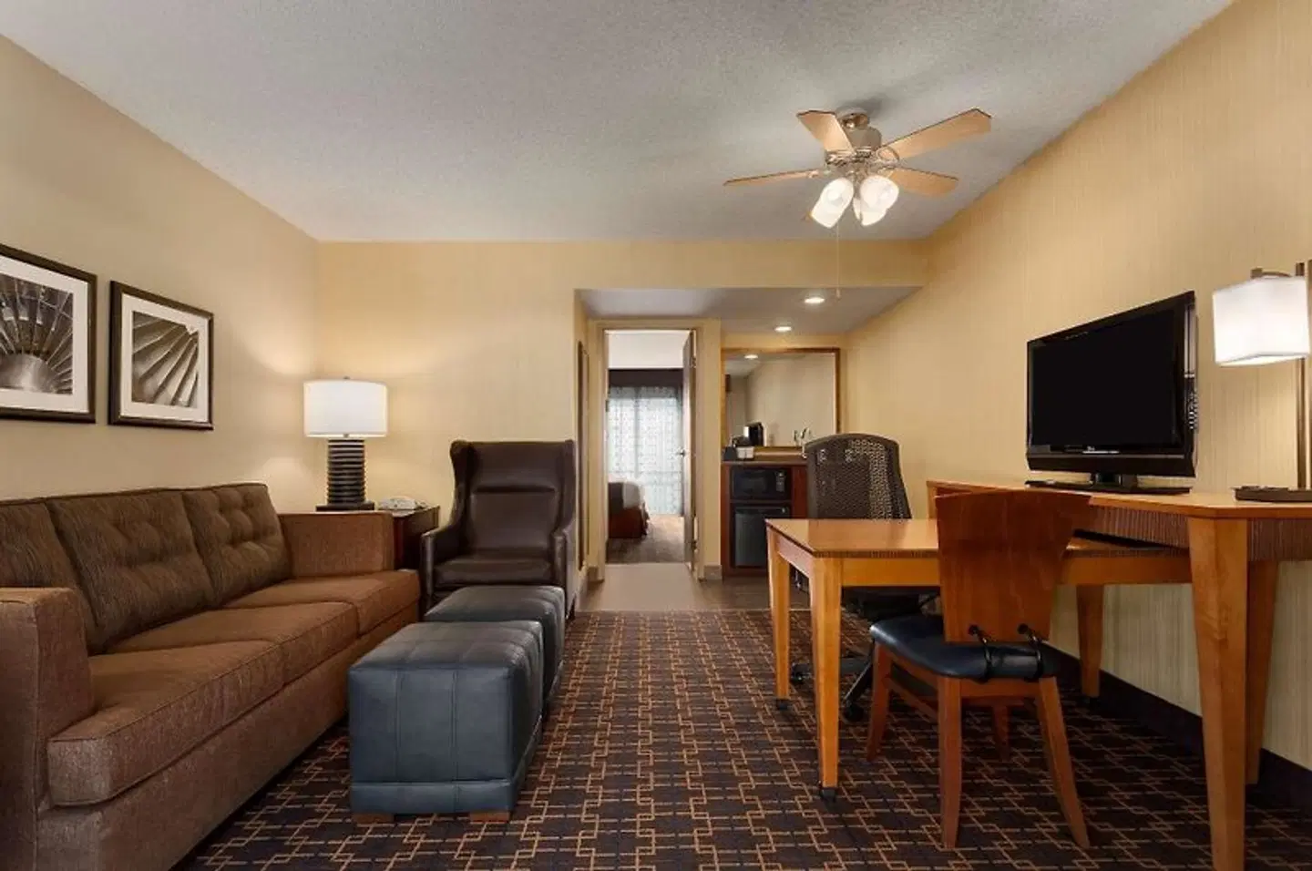 Embassy Suites by Hilton Los Angeles International Airport South LOUNGE_LOBBY