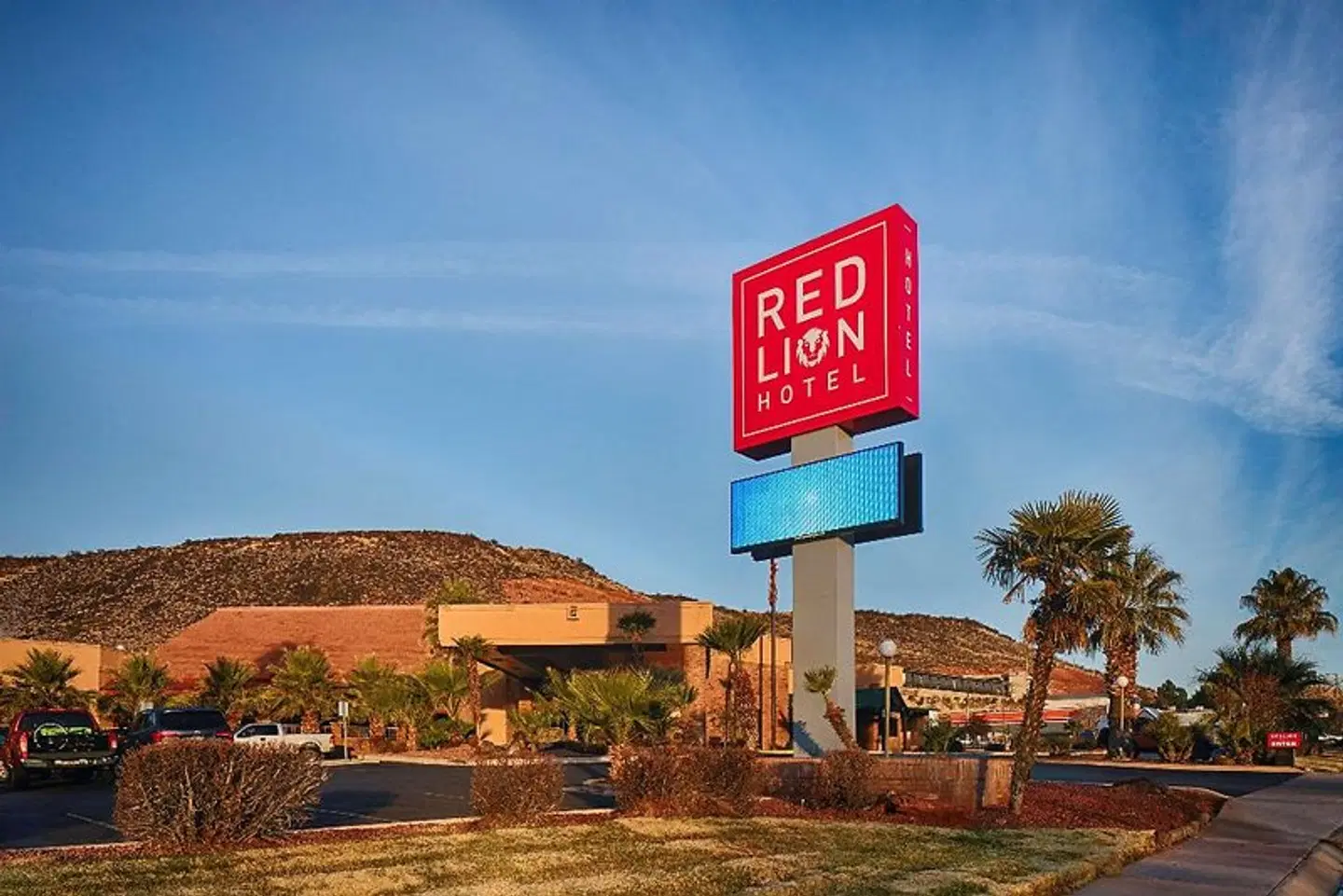 Red Lion Hotel & Conference Center St. George, UT EXTERIOR