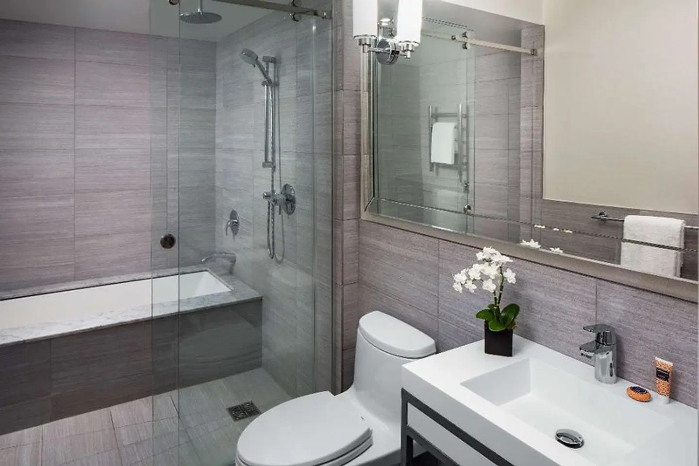 Park South Hotel Badezimmer