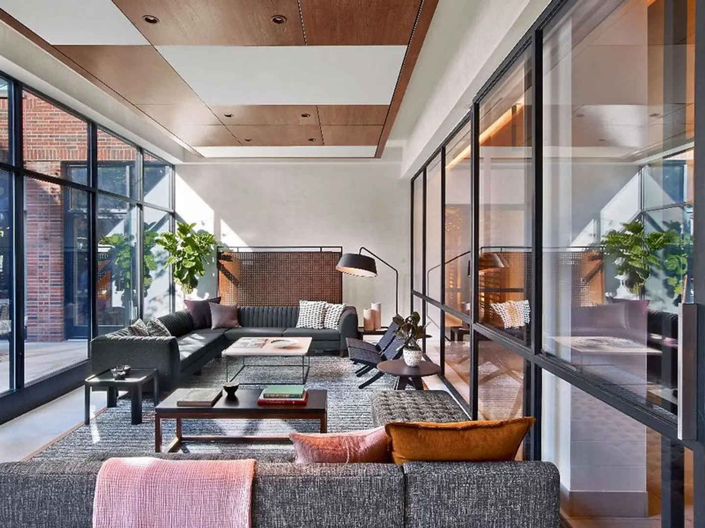 Arlo SoHo LOUNGE_LOBBY