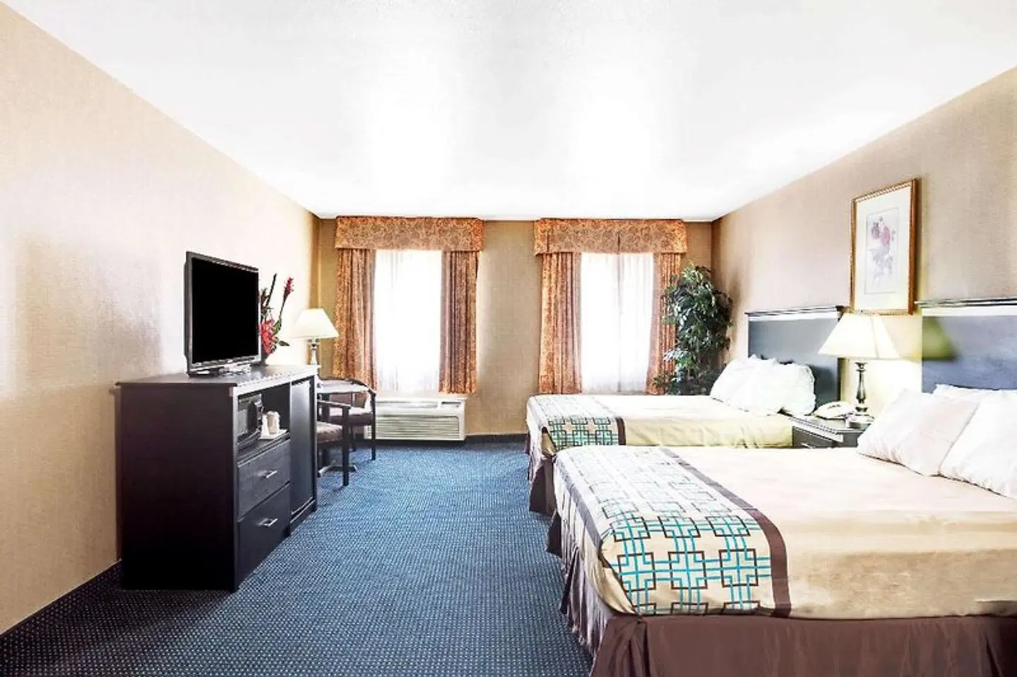 Days Inn & Suites by Wyndham Artesia ROOM_EXAMPLE
