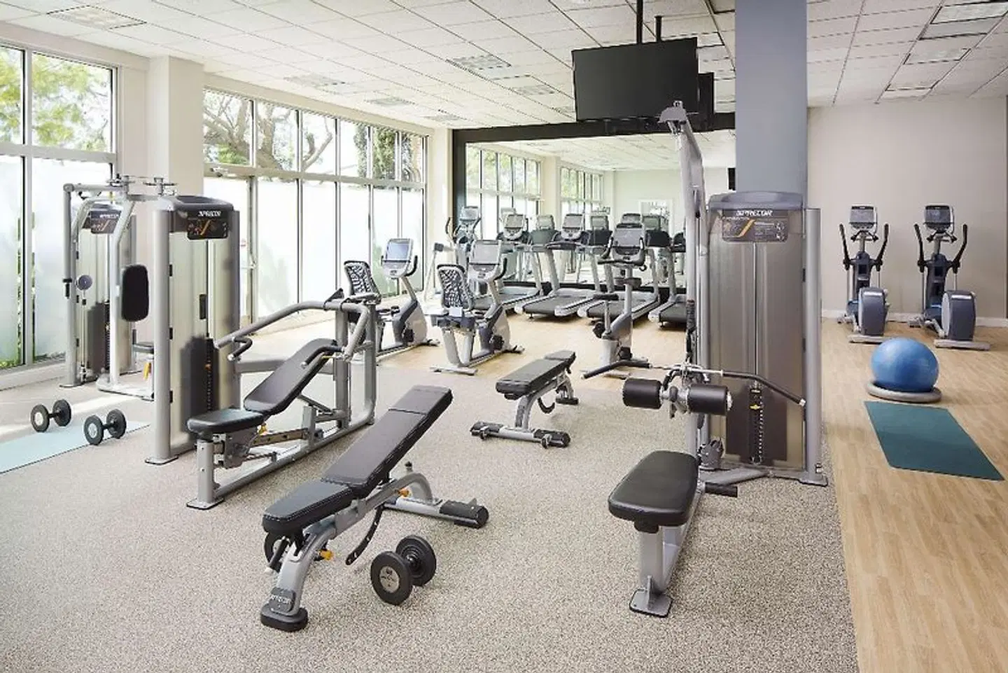 DoubleTree by Hilton Los Angeles/Commerce SPORTS_AND_LEISURE