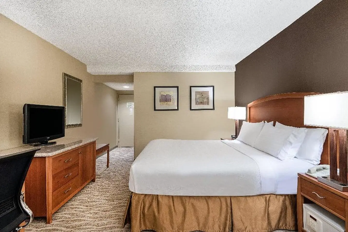 Holiday Inn Torrance ROOM_EXAMPLE