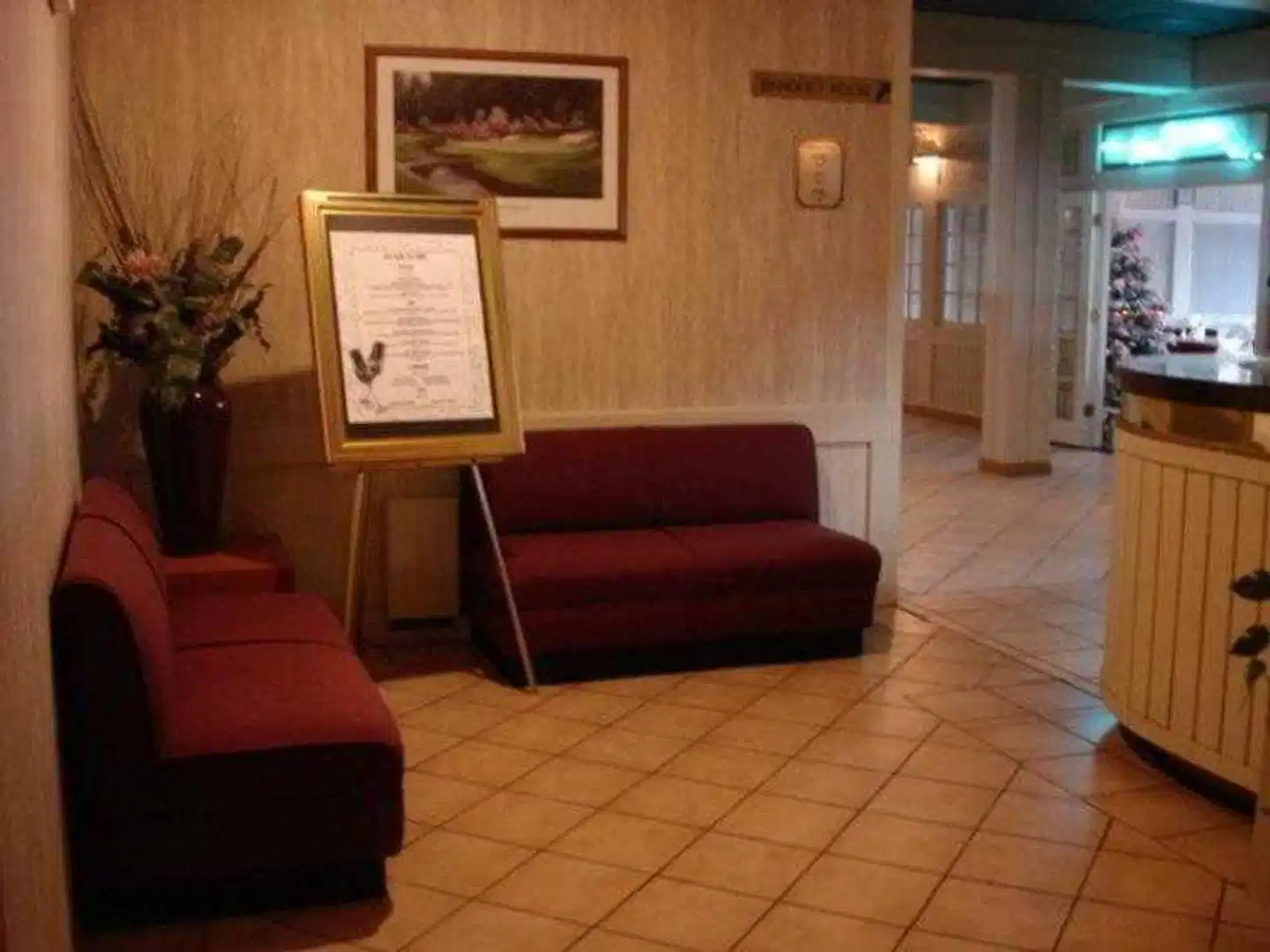 Best Western Golden Sails Lobby