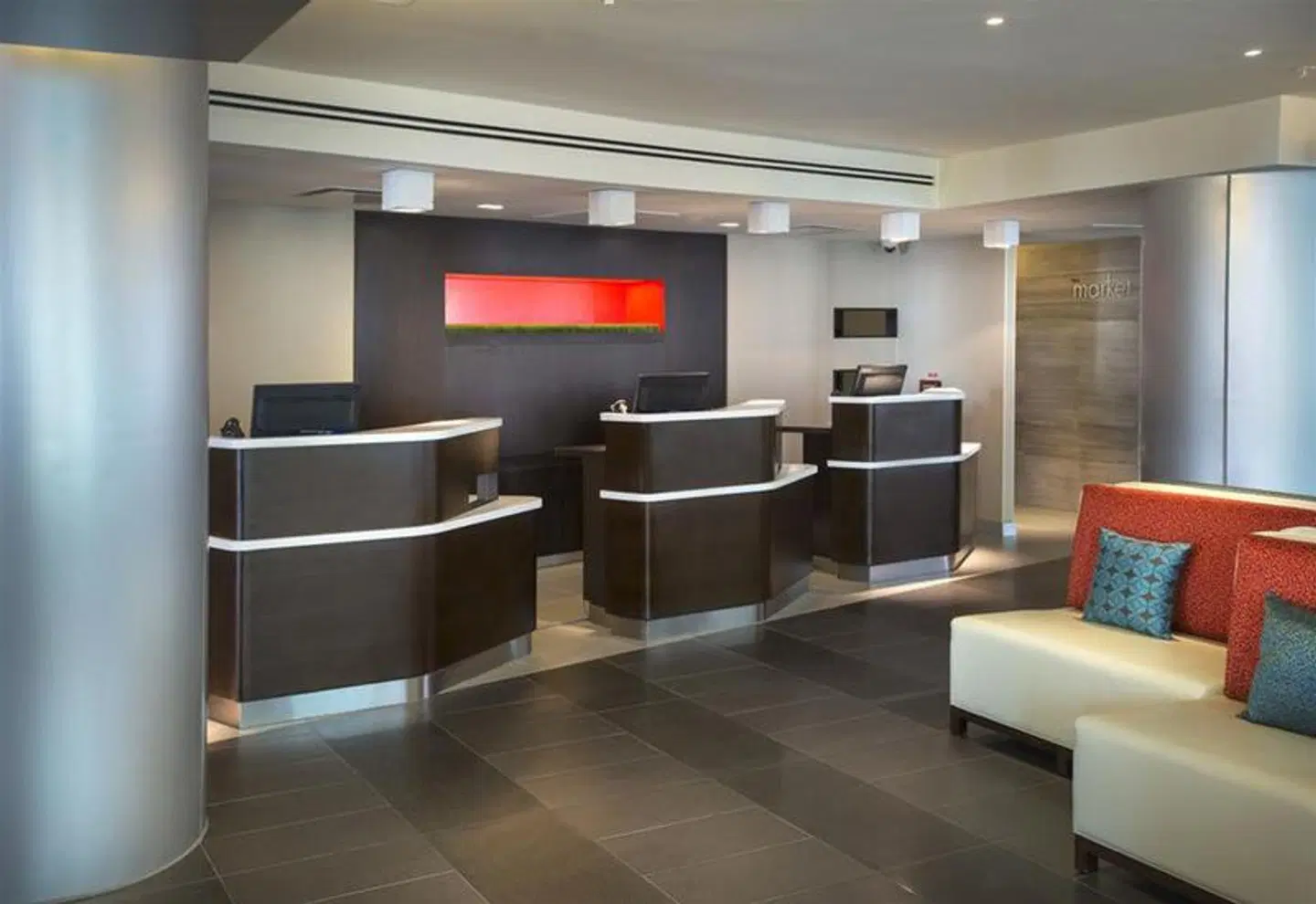 Courtyard by Marriott New York Manhattan/Herald Square LOUNGE_LOBBY