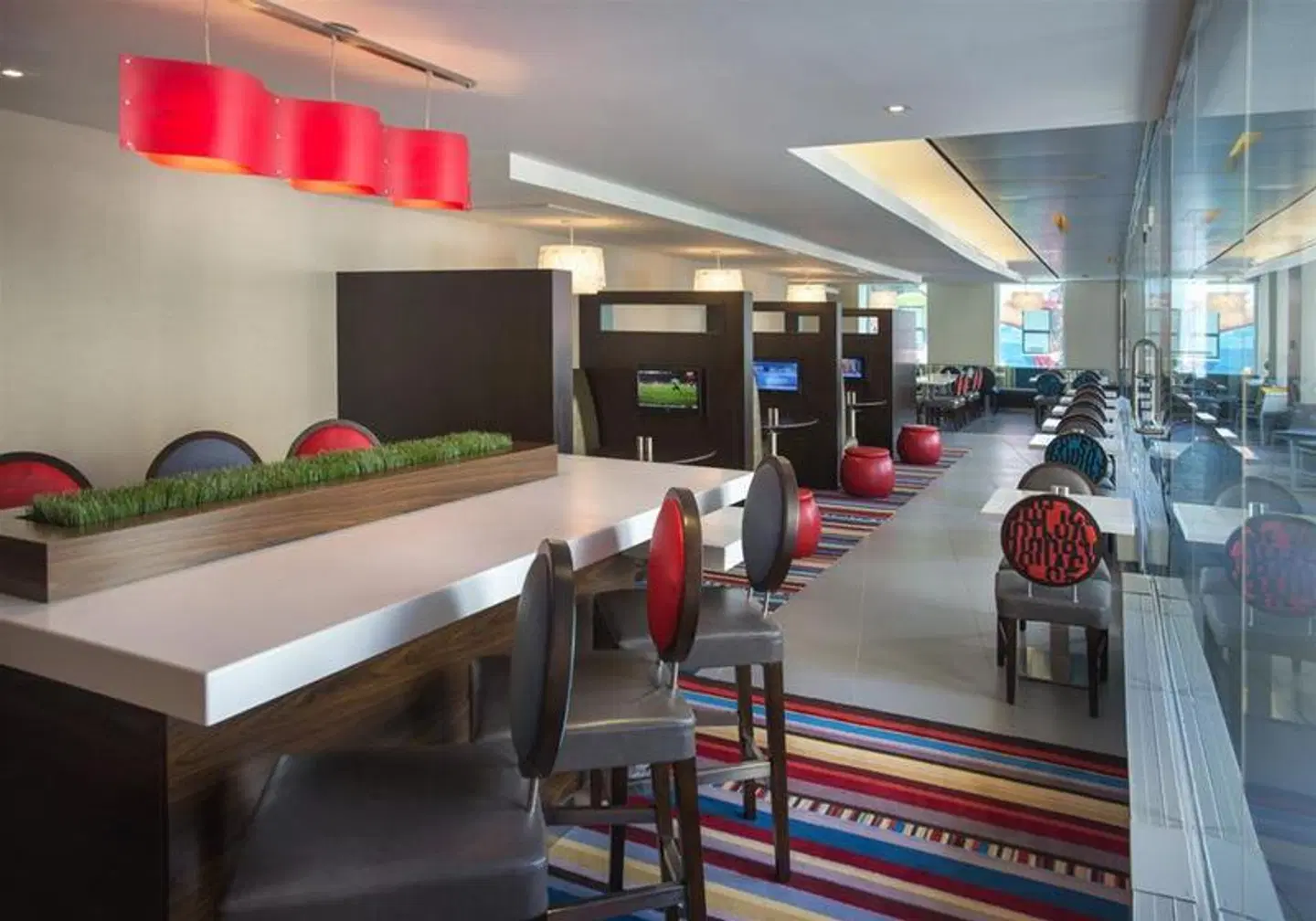 Courtyard by Marriott New York Manhattan/Herald Square Bar